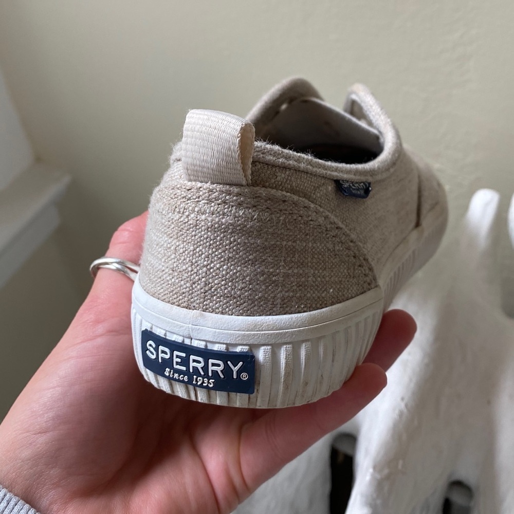 Women’s Sperry Canvas shoes